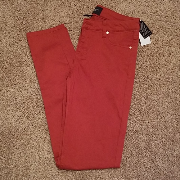 Celebrity pink pants - Picture 1 of 7